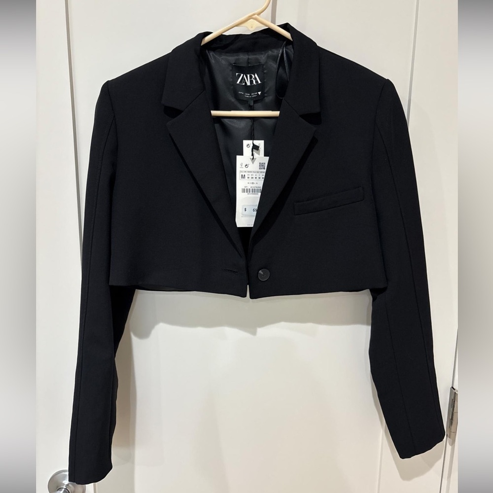 Zara Elegant Black Cropped Jacket